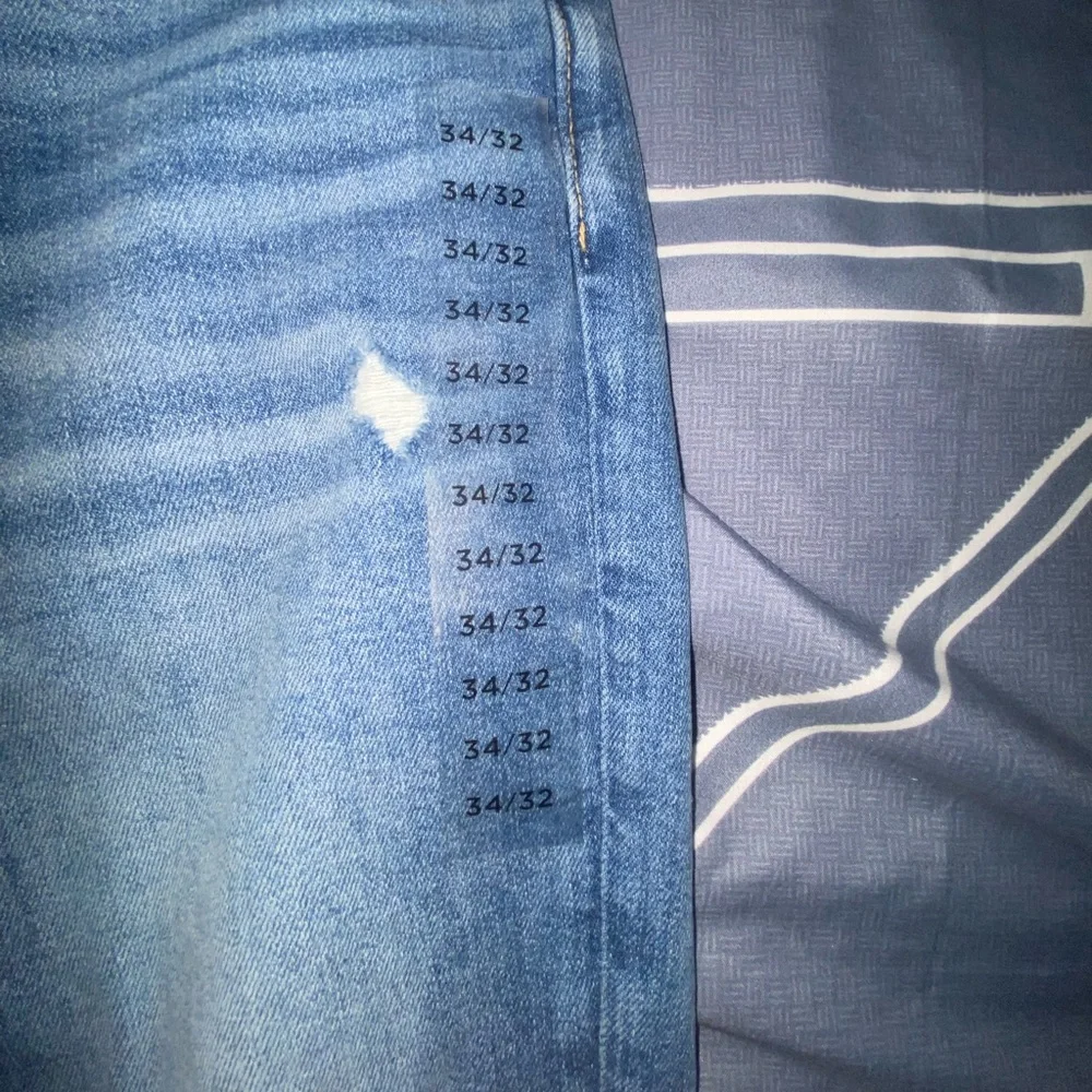 American Eagle men blue ripped jeans - Picture 6 of 7